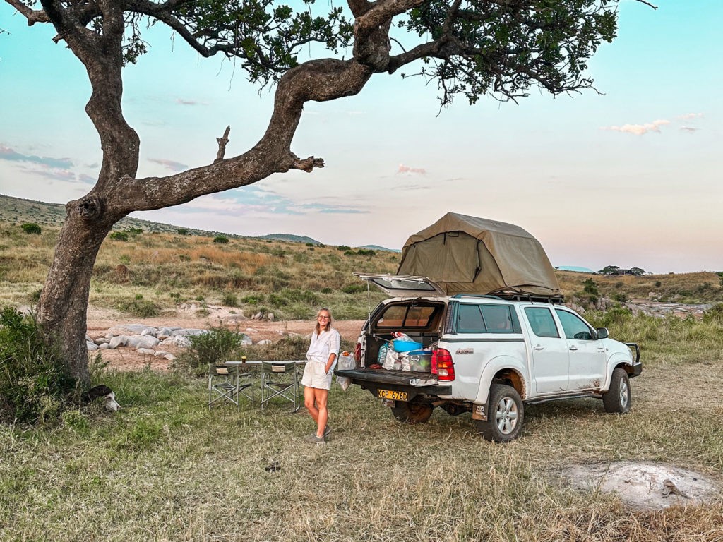 Camping with a 4x4 with rooftop tent in Kenya at a Safari Experience.