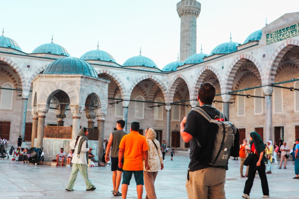5 Best Things To Do in Istanbul, Turkey - The Blue Mosque