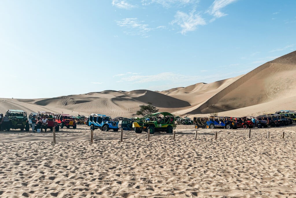 Huacachina Travel Guide: Thrilling sand buggy ride in the dunes