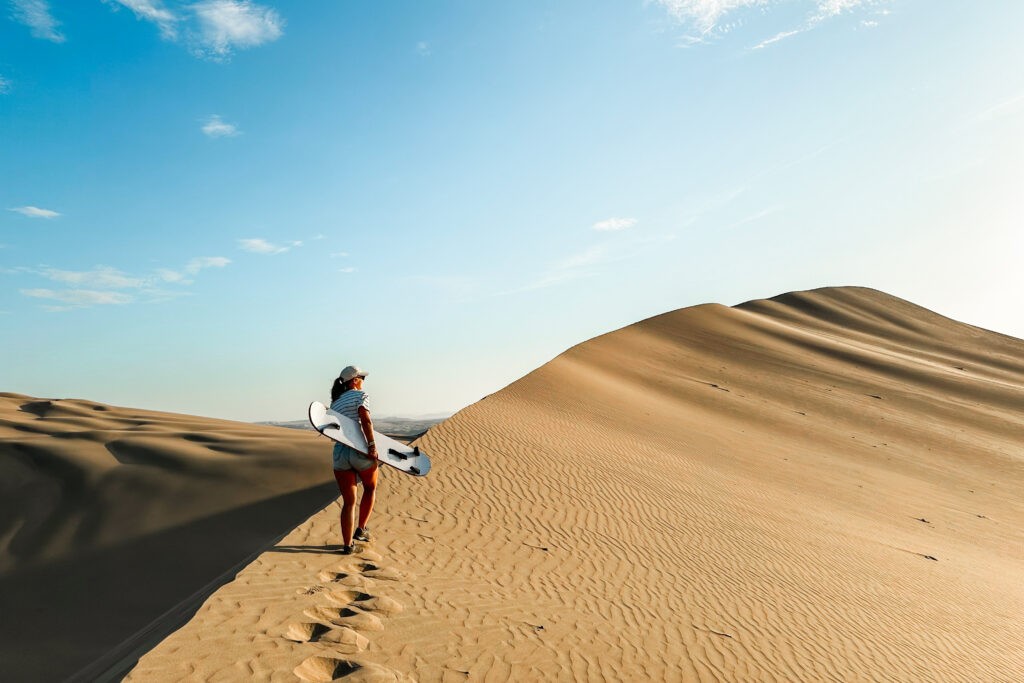 Huacachina Travel Guide: Sandboarding in Huacachina