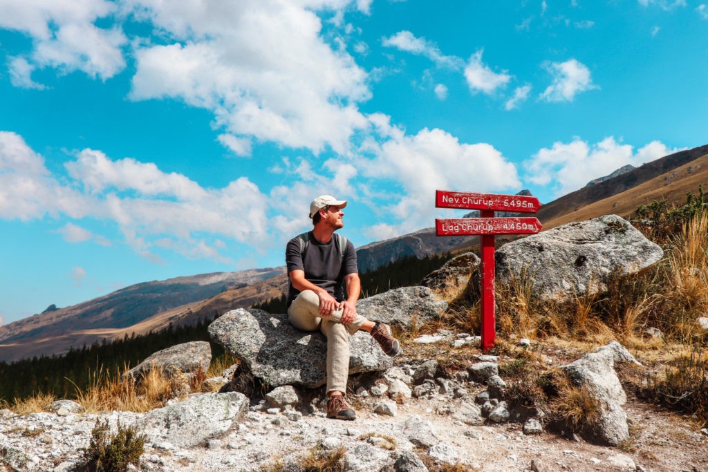 Best hikes in Huaraz: Hike to Lake Churup