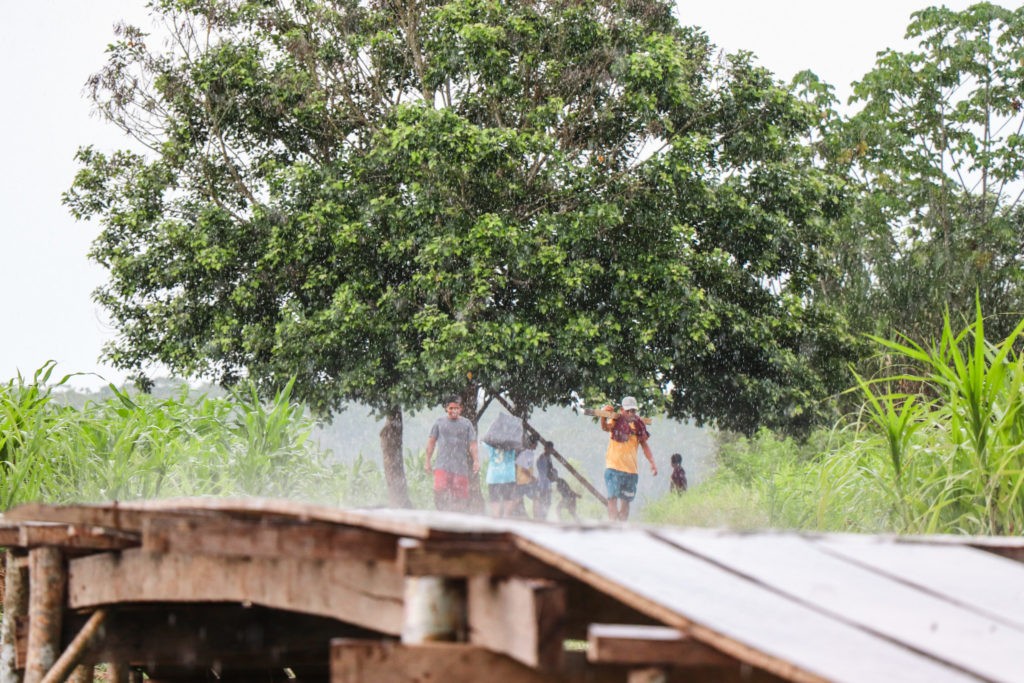 Amazon Rainforest in Peru - Visit a local village