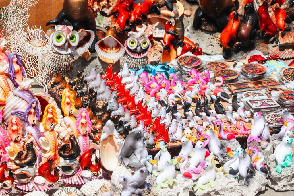 Best things to do in Paracas - shop some souvenirs