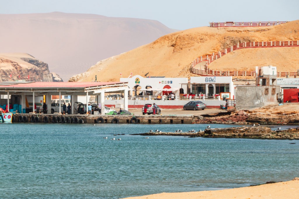 Paracas National Reserve Guide - Fishermen harbor Lagunillas