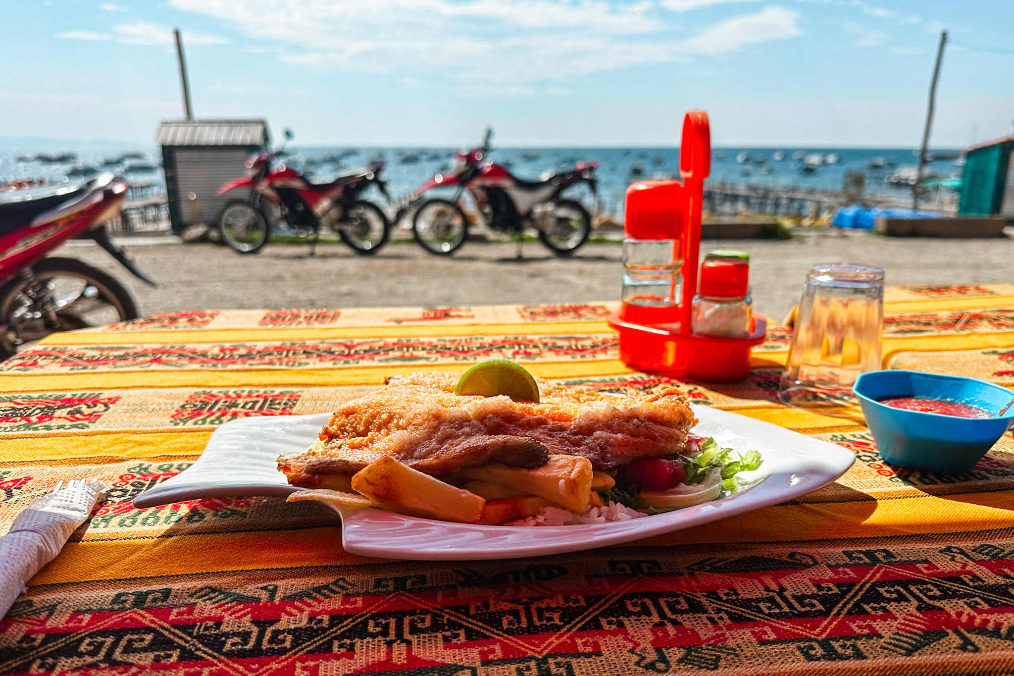 Best Things to Do in Copacabana - Garlic Trout in Kiosk Restaurant at the Copacabana Beach in Bolivia