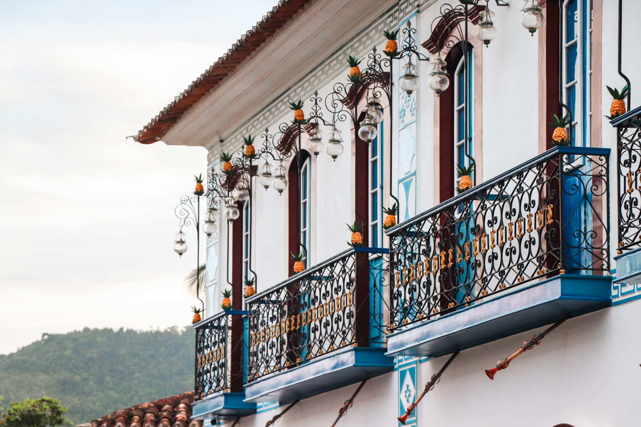Best things to do in Paraty, Brazil: Colorful windowframes