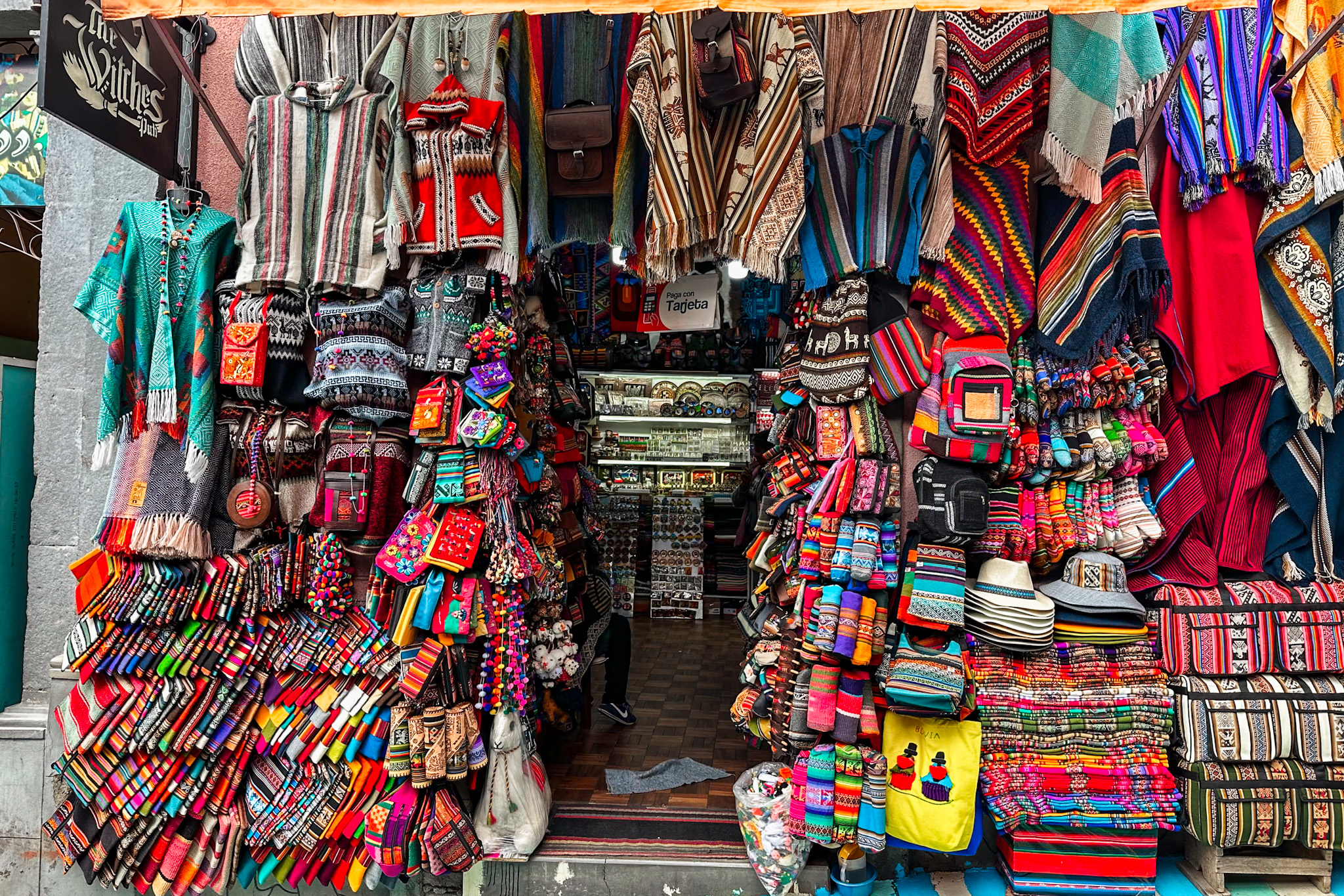 Things to do in La Paz, Bolivia: Bus some souvenirs