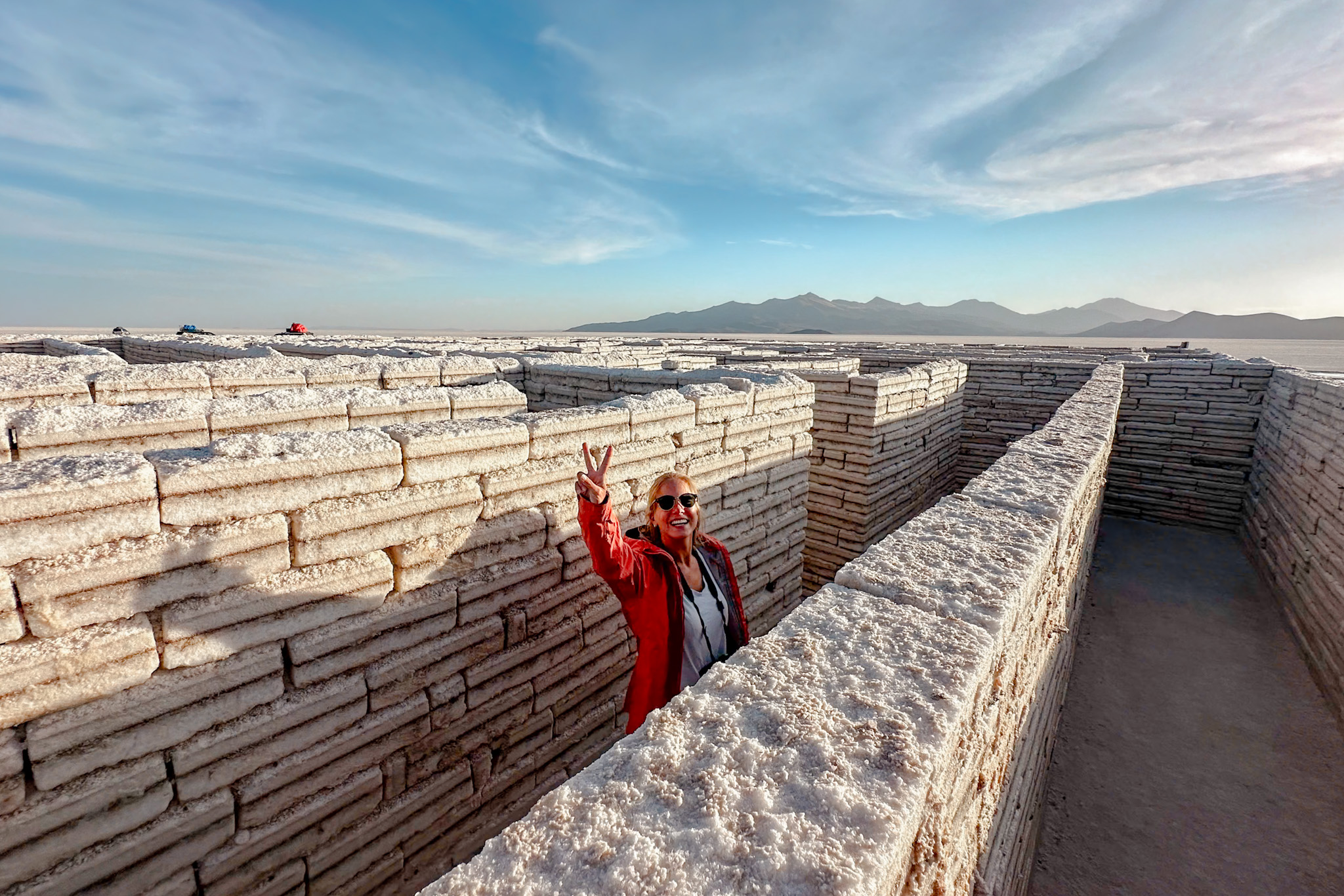 Uyuni Travel Guide: Finding our way out in the Salt Labyrinth in Salar de Uyuni