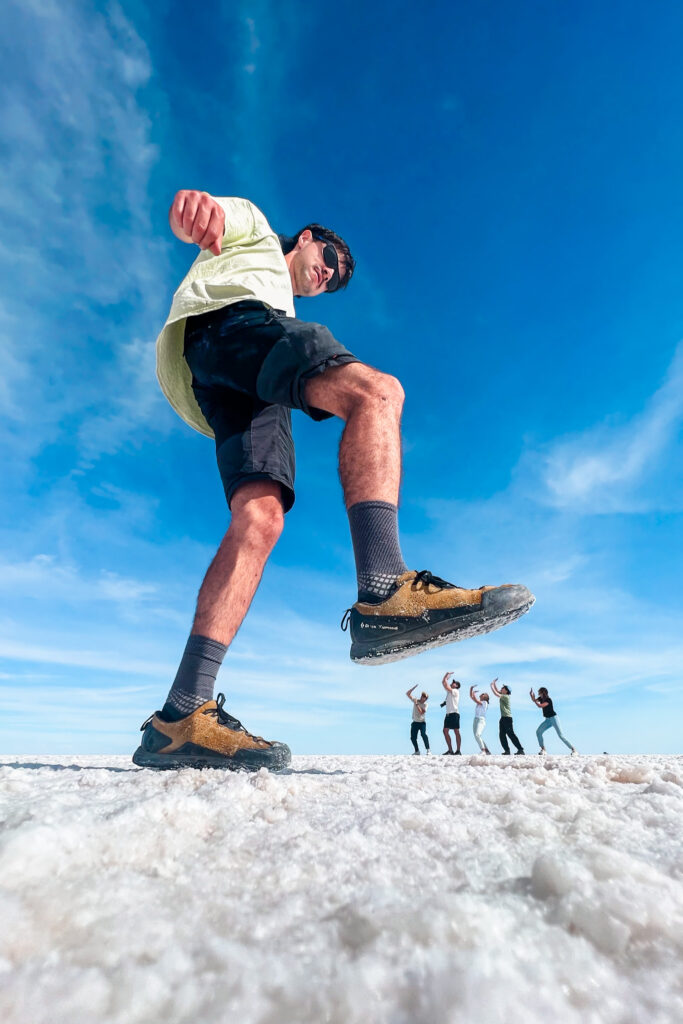 Uyuni Travel Guide: Take cool perspective photos in Uyuni Salt Flat