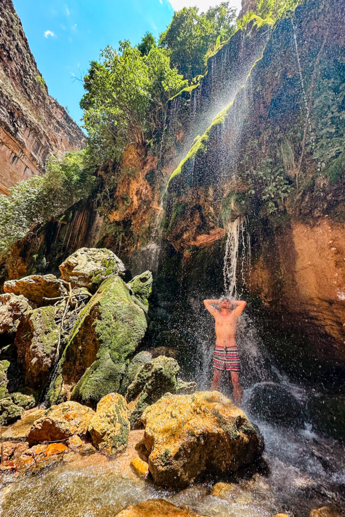 Torotoro National Park Guide: Shower under the El Vergel waterfall in Torotoro Canyon