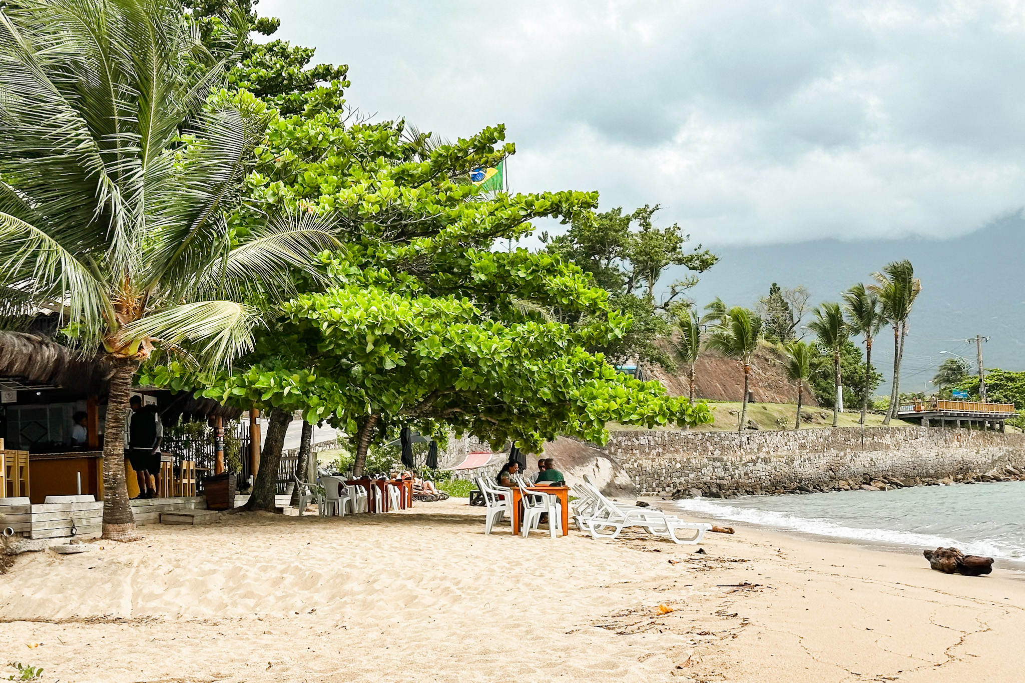 Ilhabela Travel Guide: Plaia do Itaguacu