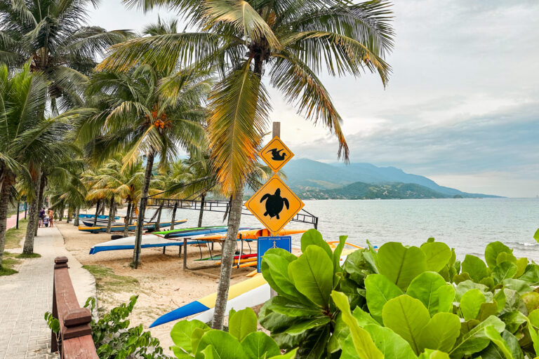 Ilhabela Travel Guide: Lovely marine signs on the beach