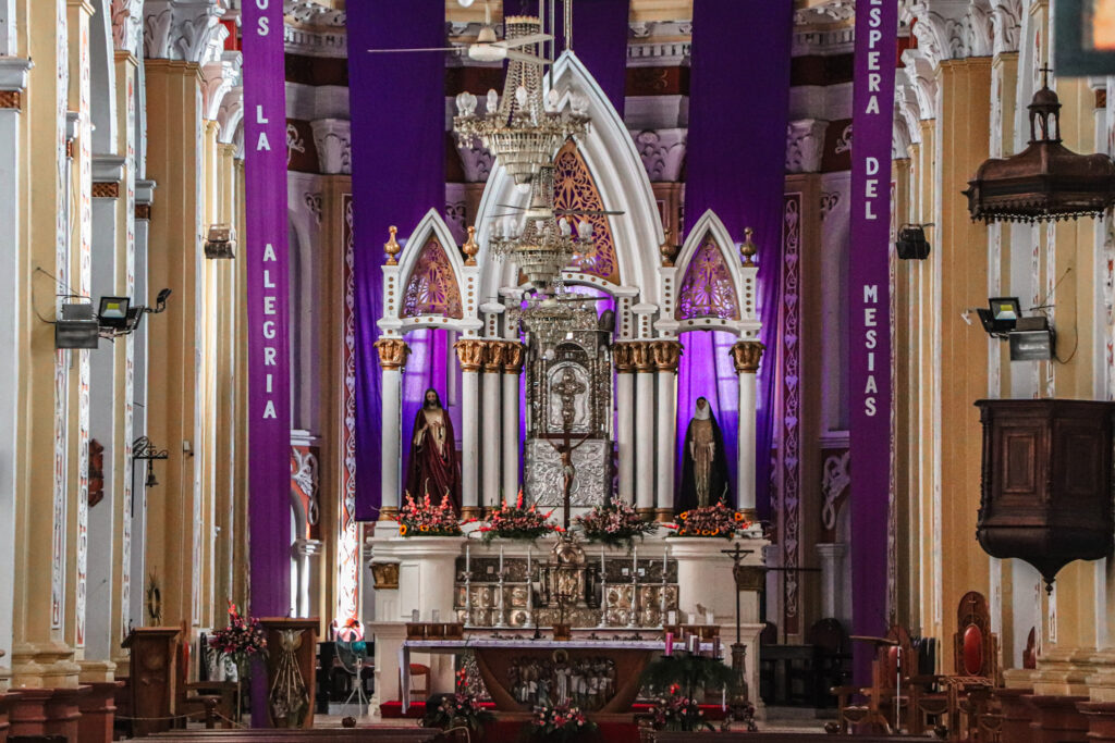 Best things to do in Santa Cruz de la Sierra, Bolivia: Visit the Catedral Metropolitana Basilica Menor de San Lorenzo